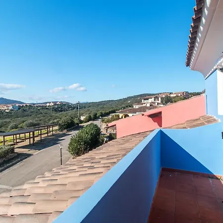 Villetta I Delfini Blu Сasa de vacaciones Golfo Aranci